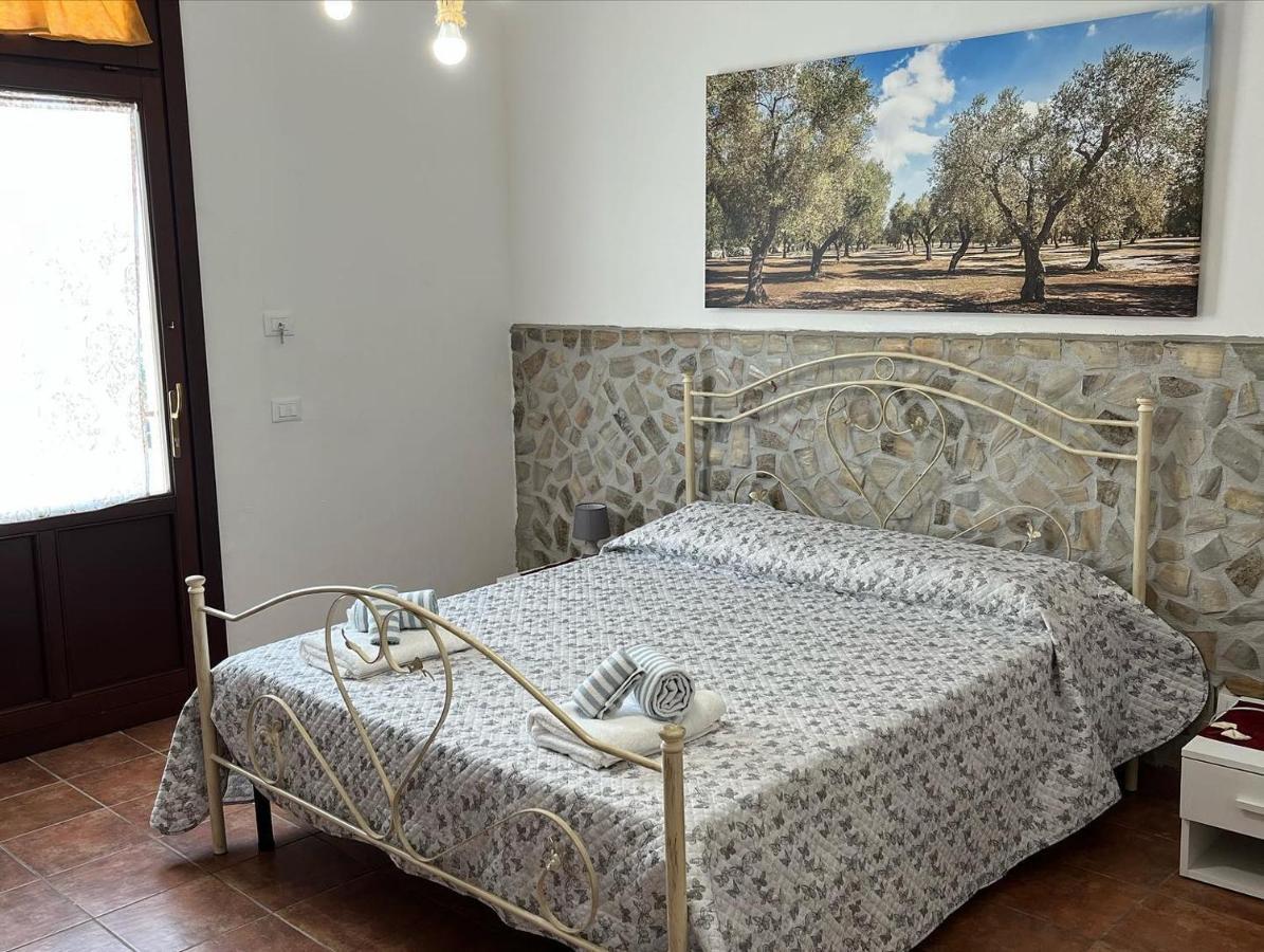 El Pavino Agriturismo Ristorante Pizzeria Alloggi Porticalazzo Exteriör bild